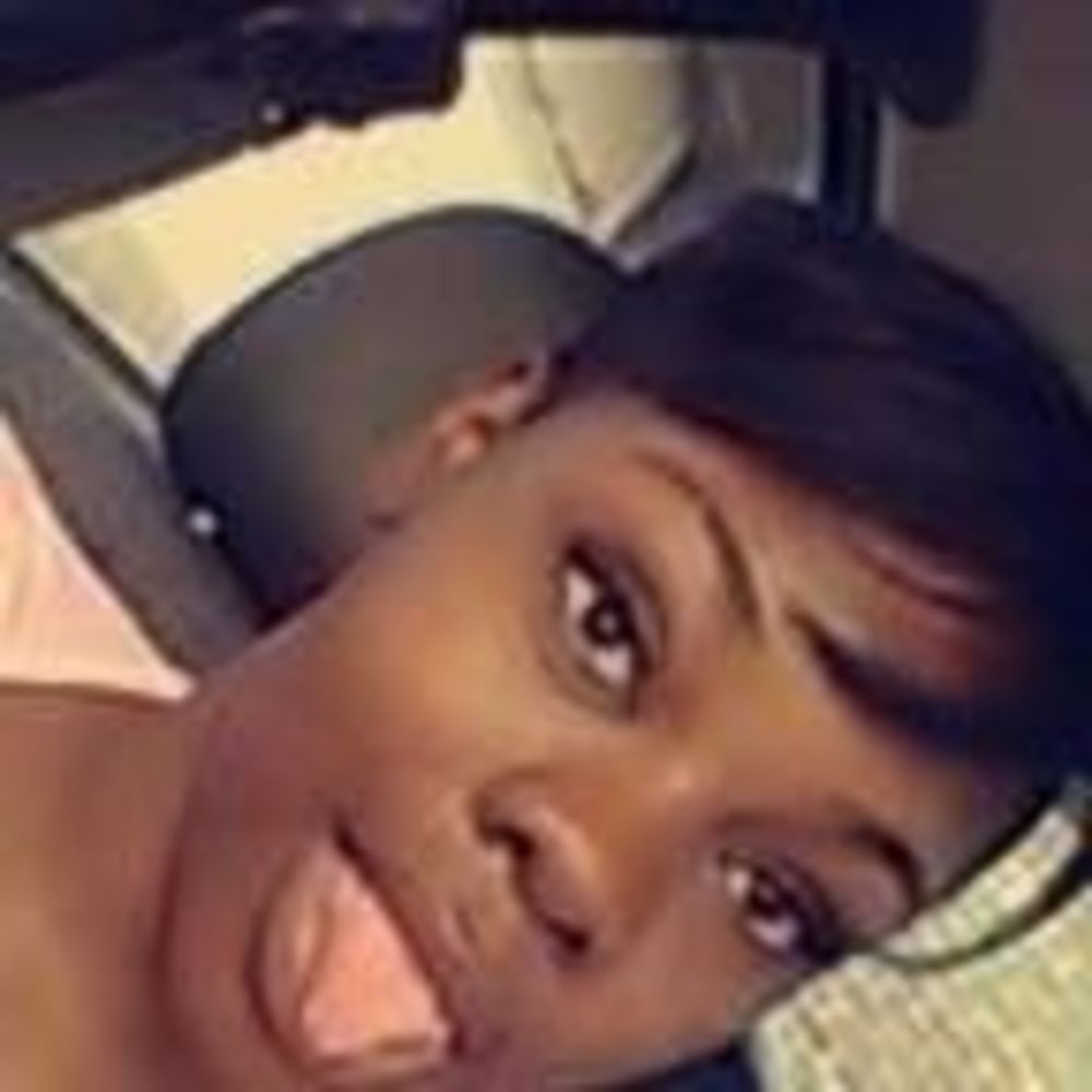 Meet your Posher, Akira